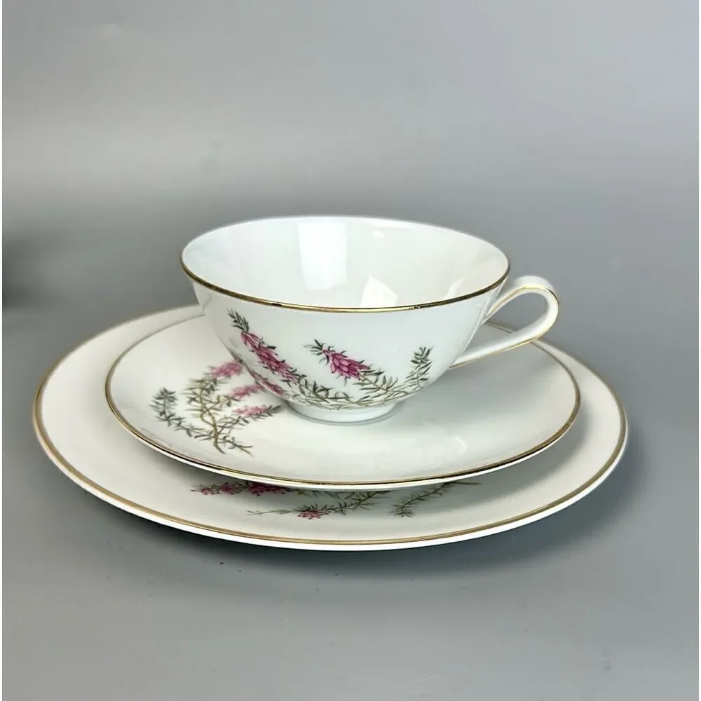 Hutschenreuther Heather White Collection Tea Cup Saucer Desert Plate Bavaria